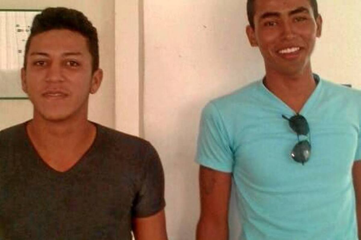 Los dos hombres fueron dejados a disposición de la Fiscalía Seccional de la ciudad por el delito de porte, tráfico y fabricación de arma de fuego y/o munición. (Foto: Suministrada/ VANGUARDIA LIBERAL)