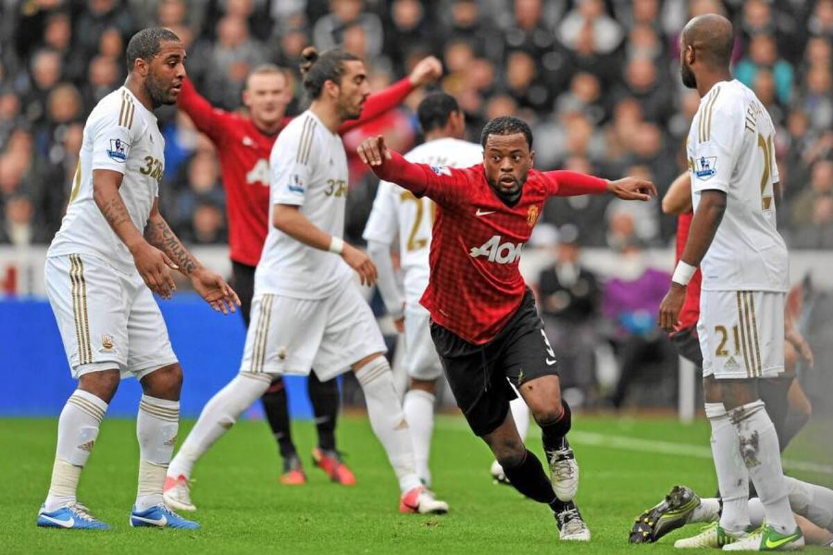 El francés Patrice Evra abrió el marcador para el Manchester United ante el Swansea. Al final el juego quedó igualado a un tanto por bando, gracias a que el español Miguel Pérez Cuesta ‘Michu’, anotará para el conjunto local. (Foto: AFP / VANGUARDIA LIBERAL)