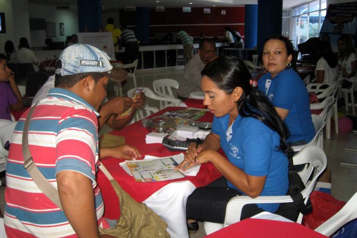 El jueves y el viernes, se llevará a cabo en Cenfer la Primera Feria del Empleo y Emprendimiento, promovida por el Sena, Regional Santander. (Foto: Archivo/VANGUARDIA LIBERAL )