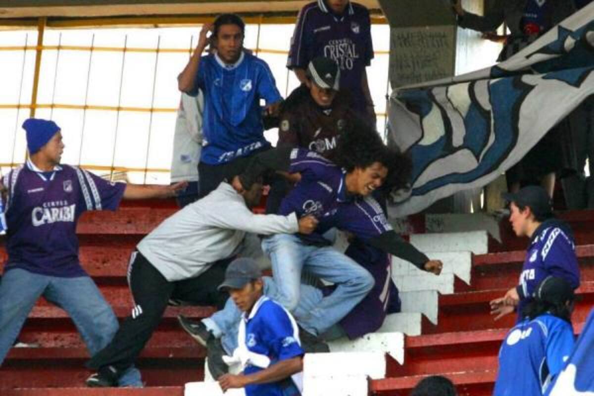No sólo los hinchas tendrán que responder por los desmanes, los dirigentes de los equipos deportivos también tienen responsabilidad si realizan estas conductas.(Foto: Archivo/VANGUARDIA LIBERAL)