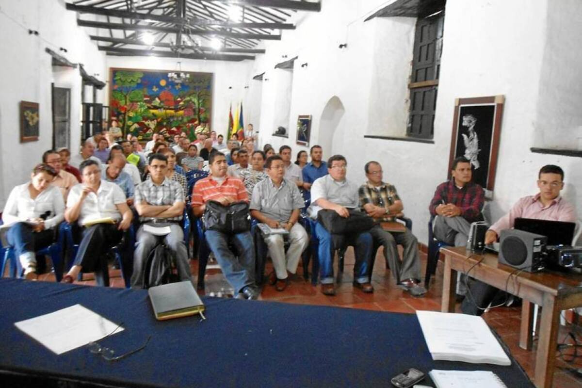 La concertación del plan de desarrollo se realizó durante la jornada de la mañana del viernes 23 de marzo, en la Casa de la Cultura, y continuará la próxima semana por sectores. (Foto: Nancy Acuña R /VANGUARDIA LIBERAL)