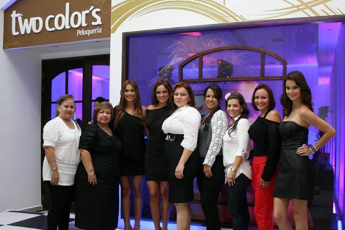 Isaura de Suárez, Carmen Elisa Gómez, Erika García, Silvia Becerra, Andrea Blanco, Sandra Milena Lozada, Mary Luz Aristizabal, Lore Plazas y Martha Juliana Arenas (Foto: Mauricio Betancourt/VANGUARDIA LIBERAL)