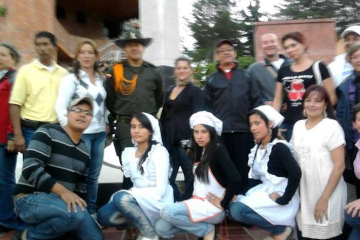 Aspectos de la reunión de los integrantes de las asociaciones turísticas de las provincias guanentina, comunera y veleña.(Foto: Suministrada/VANGUARDIA LIBERAL)