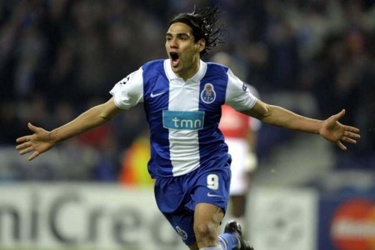 Radamel Falcao García, delantero del Porto de Portugal, estaría en los planes del Inter de Milán, dispuesto a ofertar 20 millones de euros por el delantero samario. (Foto: Archivo / VANGUARDIA LIBERAL )