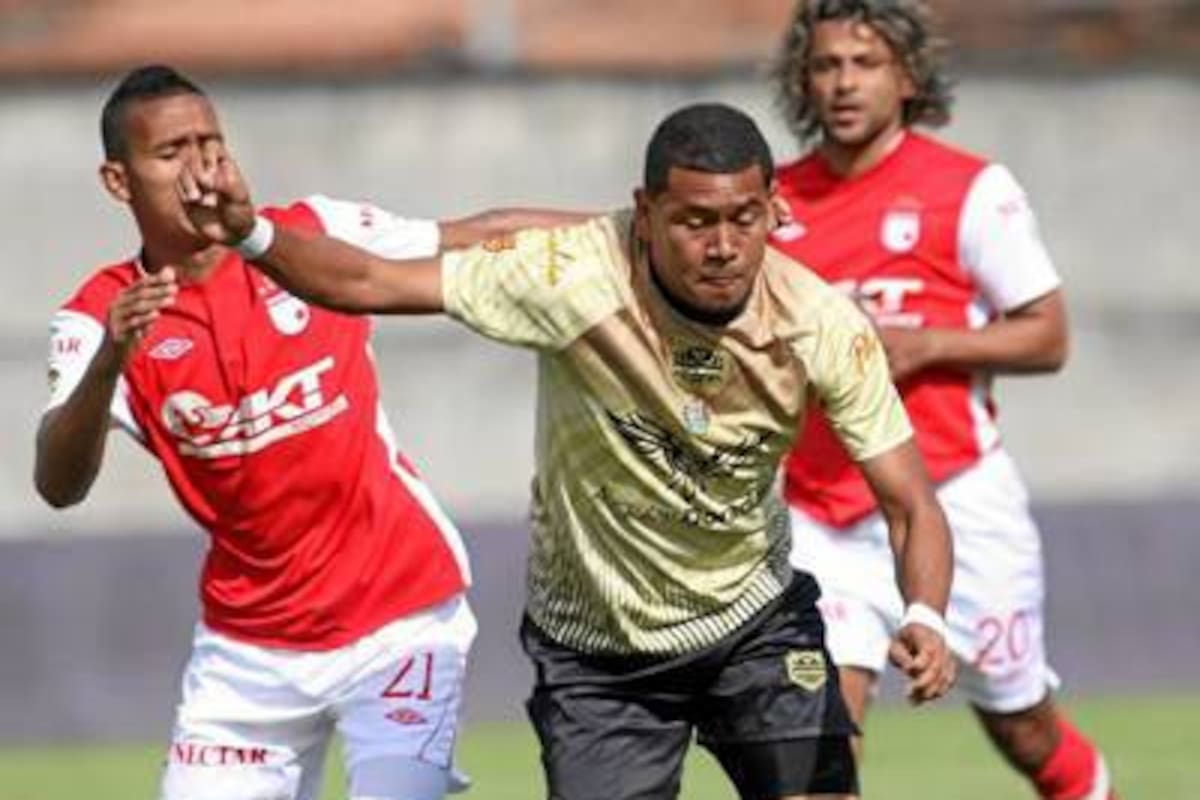 Independiente Santa Fe derrotó 1-0 a Itagüí y continuó en el liderato del Grupo B de los cuadrangulares semifinales. Los ‘cardenales’ suman siete puntos de nueve posibles. (Foto: Colprensa / VANGUARDIA LIBERAL)