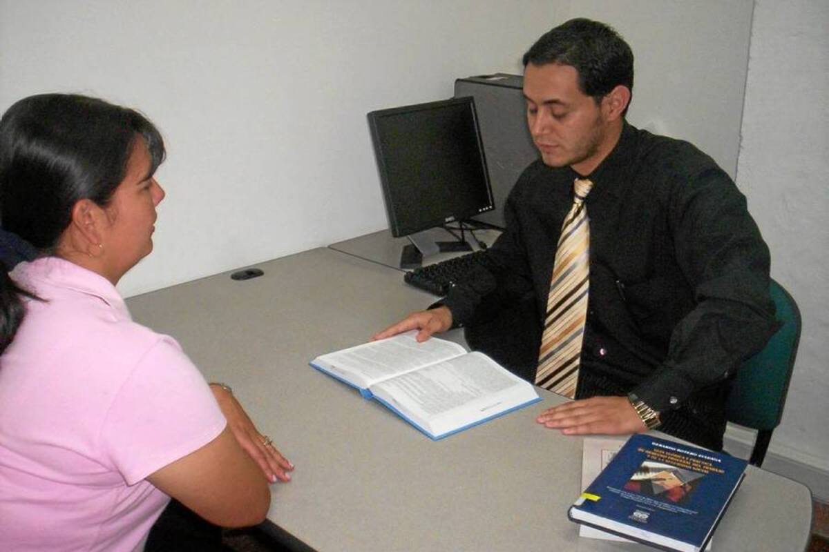 La UAO continuará ofreciendo los servicios de consultoría jurídica y sicología. (Foto: /VANGUARDIA LIBERAL )