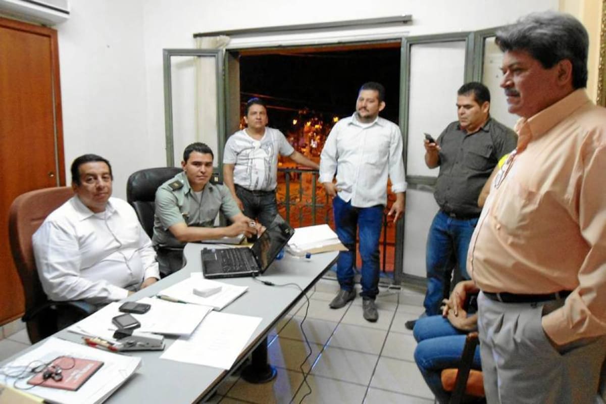 Los vendedores del mercado piden control a espacio público (Foto: Nancy Acuña Rodríguez /VANGUARDIA LIBERAL)
