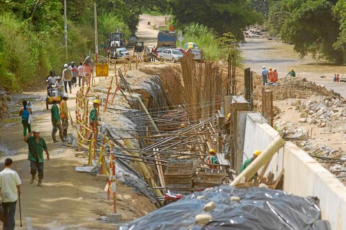 ‘El transporte público es insuficiente en Nuevo Girón’ (Foto: César Flórez / VANGUARDIA LIBERAL)