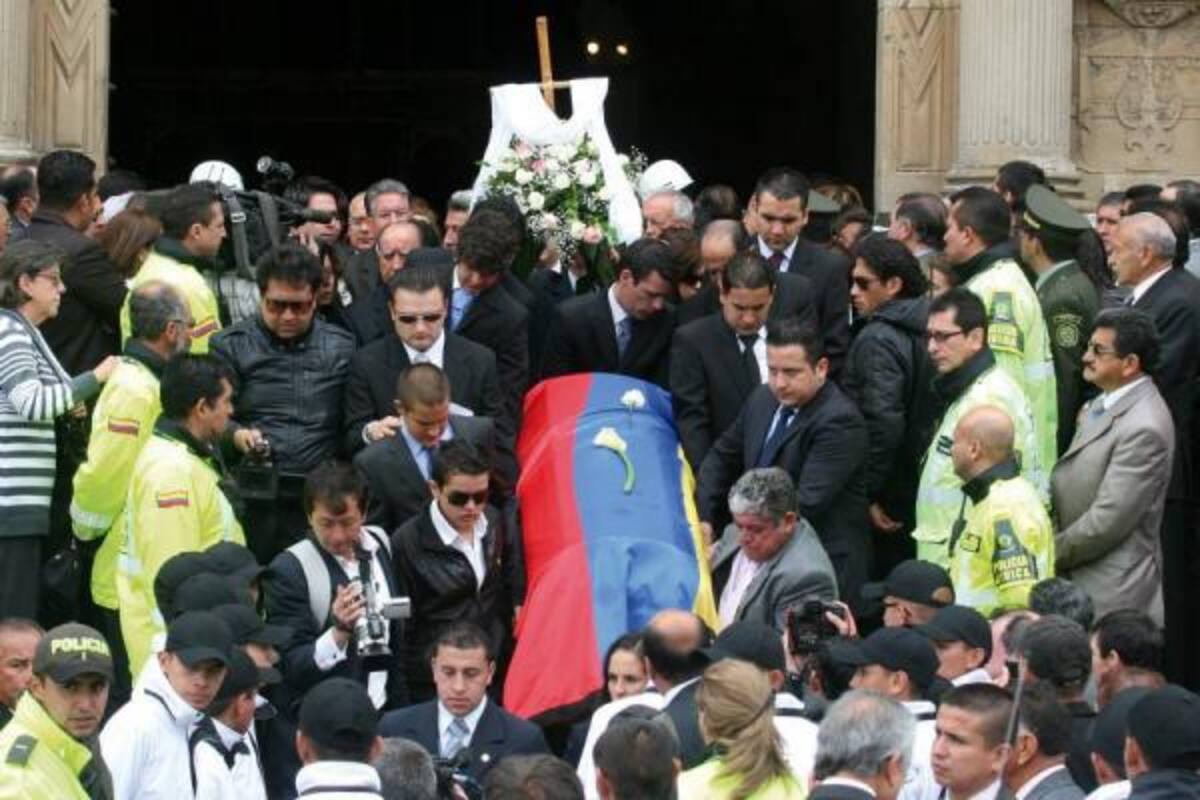 Un sepelio multitudinario en Tunja tuvo la jueza Gloria Constanza Gaona Rangel, asesinada el martes en Saravena.(Foto: Colprensa/VANGUARDIA LIBERAL)