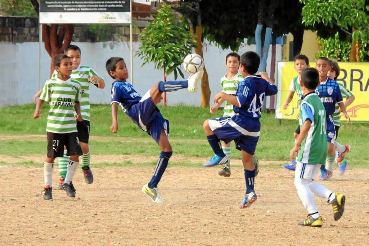 Proviclub empezó con ‘pie derecho’ su participación en la II Liga de Campeones Barrancabermeja ‘Ciudad Futuro, categoría Sub-11’. (Foto: Emmanuel Pérez Ortegón/VANGUARDIA LIBERAL)