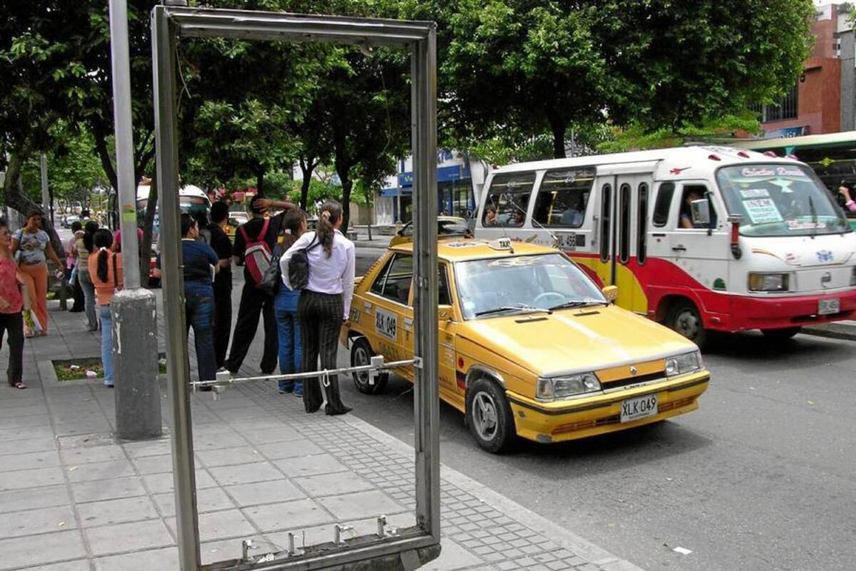 42% del ornato público de la ciudad está destruido, tras actos vandálicos de algunos de sus habitantes.