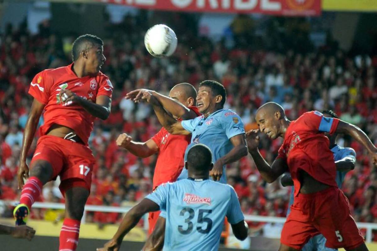 Junior de Barranquilla asumió el liderato de la Liga Postobón gracias a su victoria de visitante 1 – 0 sobre América de Cali. (Foto: Colprensa / VANGUARDIA LIBERAL)