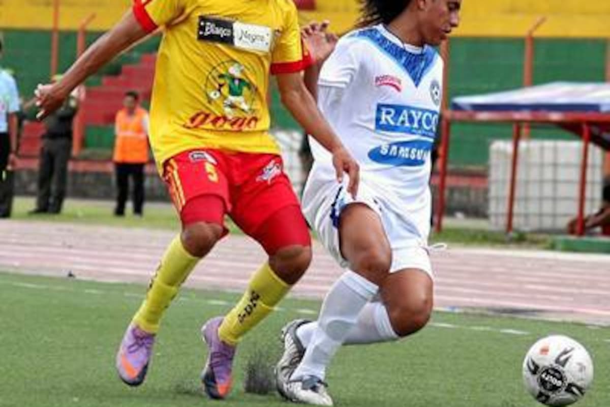 Real Santander no ha podido celebrar en el Torneo Postobón II y después de dos salidas acumula igual número de derrotas. El sábado recibe a Rionegro y la victoria se convirtió en objetivo prioritario. (Foto: Archivo / VANGUARDIA LIBERAL)