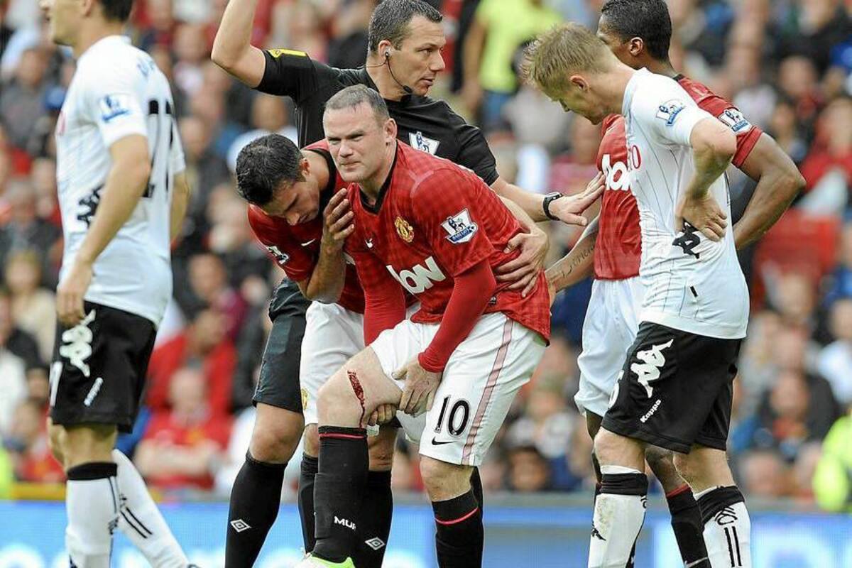 Una profunda cortada en el muslo de la pierna derecha, ocasionada por el colombiano Hugo Rodallega en una jugada fortuita, dejará por fuera de las canchas al inglés Wayne Rooney por lo menos cuatro semanas. (Foto: AFP / VANGUARDIA LIBERAL)
