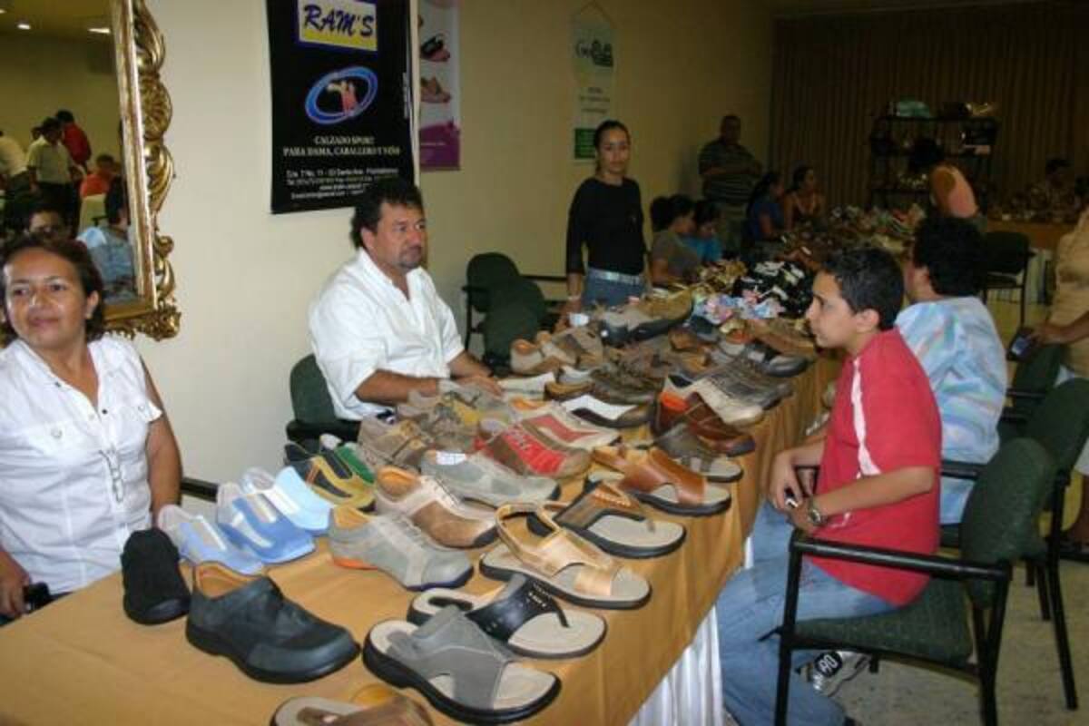 Fedepflorida está conformada por la Asociación Madera, la Asociación de Artesanos, la Asociación de Calzado y los Artesanos de Santander.(Foto: Archivo/VANGUARDIA LIBERAL)