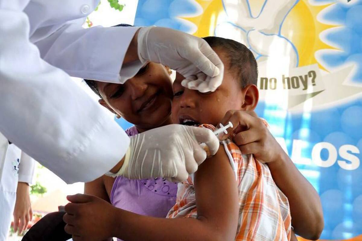 El Hospital de Piedecuesta realizará hoy una jornada de vacunación a población contra la influenza así como refuerzo al esquema de vacunación para niños menores de 5 años. (Foto: Archivo/VANGUARDIA LIBERAL )