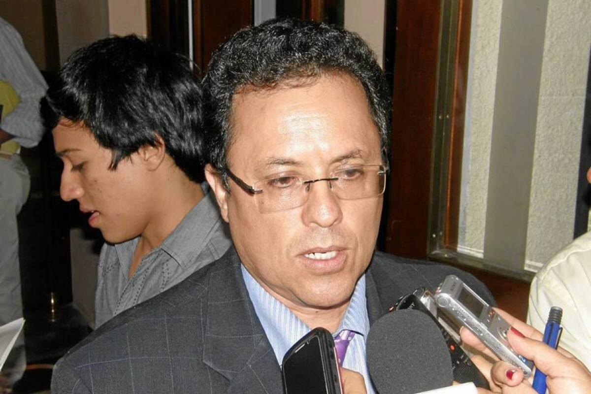 Mediante las órdenes de pedidos de fechas 7 de diciembre de 2006 y 6 de diciembre de 2007, el entonces contralor de Floridablanca le solicitó a la caja de subsidio familiar Cajasan los bonos navideños. (Foto: Archivo/VANGUARDIA LIBERAL )