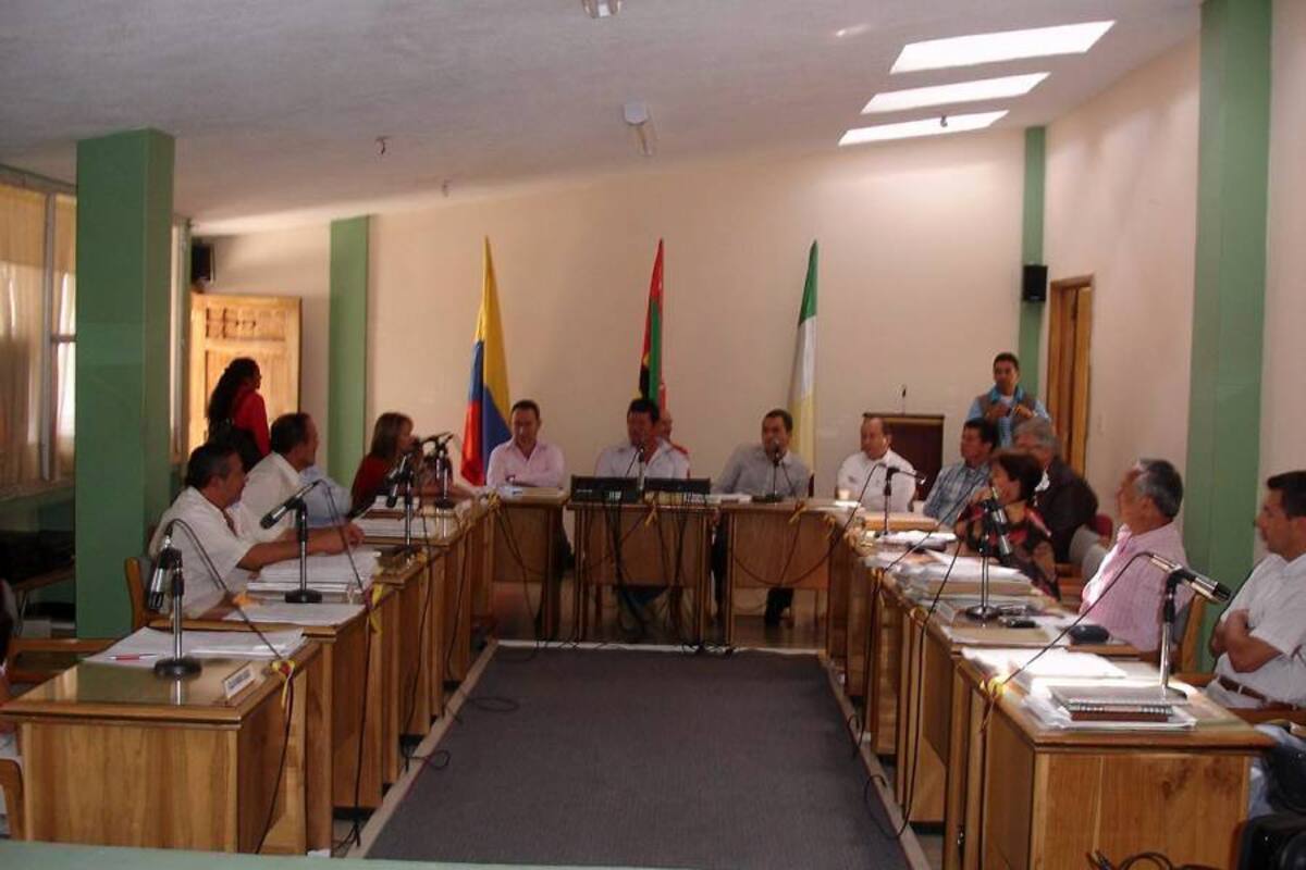 El lunes 28 de noviembre los concejales de Vélez debatirán el proyecto de acuerdo sobre presupuesto para la vigencia 2012, en espera de una modificación solicitada al alcalde para incluir un rubro para atención de emergencias. (Foto: Nancy Acuña R /VANGUARDIA LIBERAL)