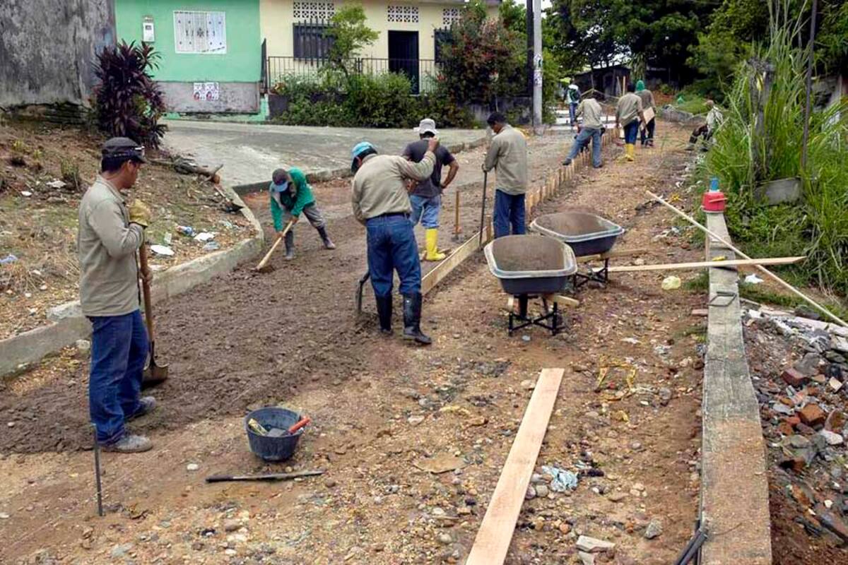 Las herramientas hurtadas pertenecían a la oficina de Autopavimentación, que actualmente realiza obras en la comuna Cinco. (Foto: Edgar Pernett S/VANGUARDIA LIBERAL)