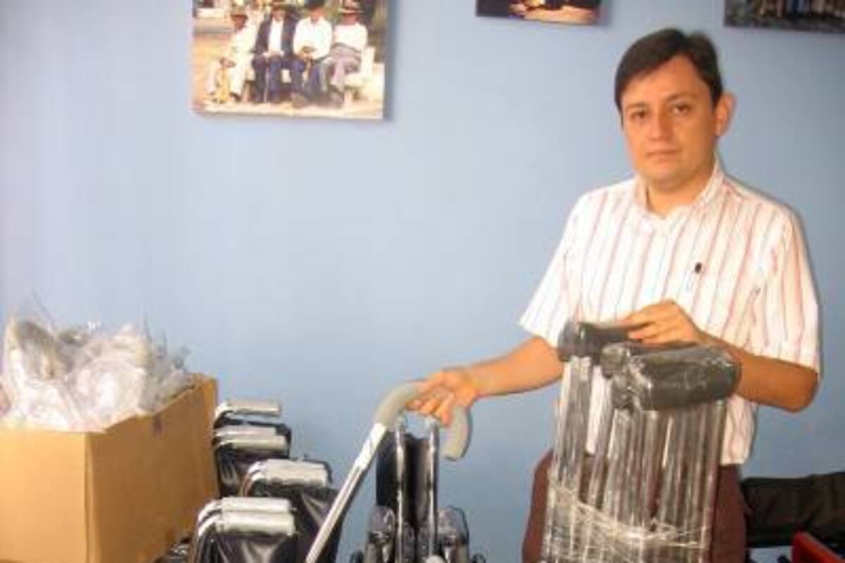 El programa va dirigido a mujeres mayores de 52 años y hombres mayores de 57 años, con el fin de garantizar el acceso a ayudas técnicas, específicamente sillas de ruedas, muletas, bastones y caminadores. (Foto: Nancy Gómez/VANGUARDIA LIBERAL)