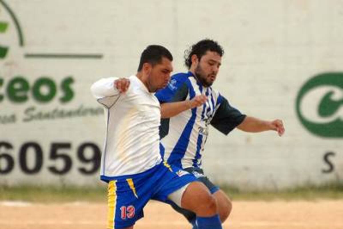 El año pasado Equidad Floridablanca (camiseta (Foto: Archivo / VANGUARDIA LIBERAL)