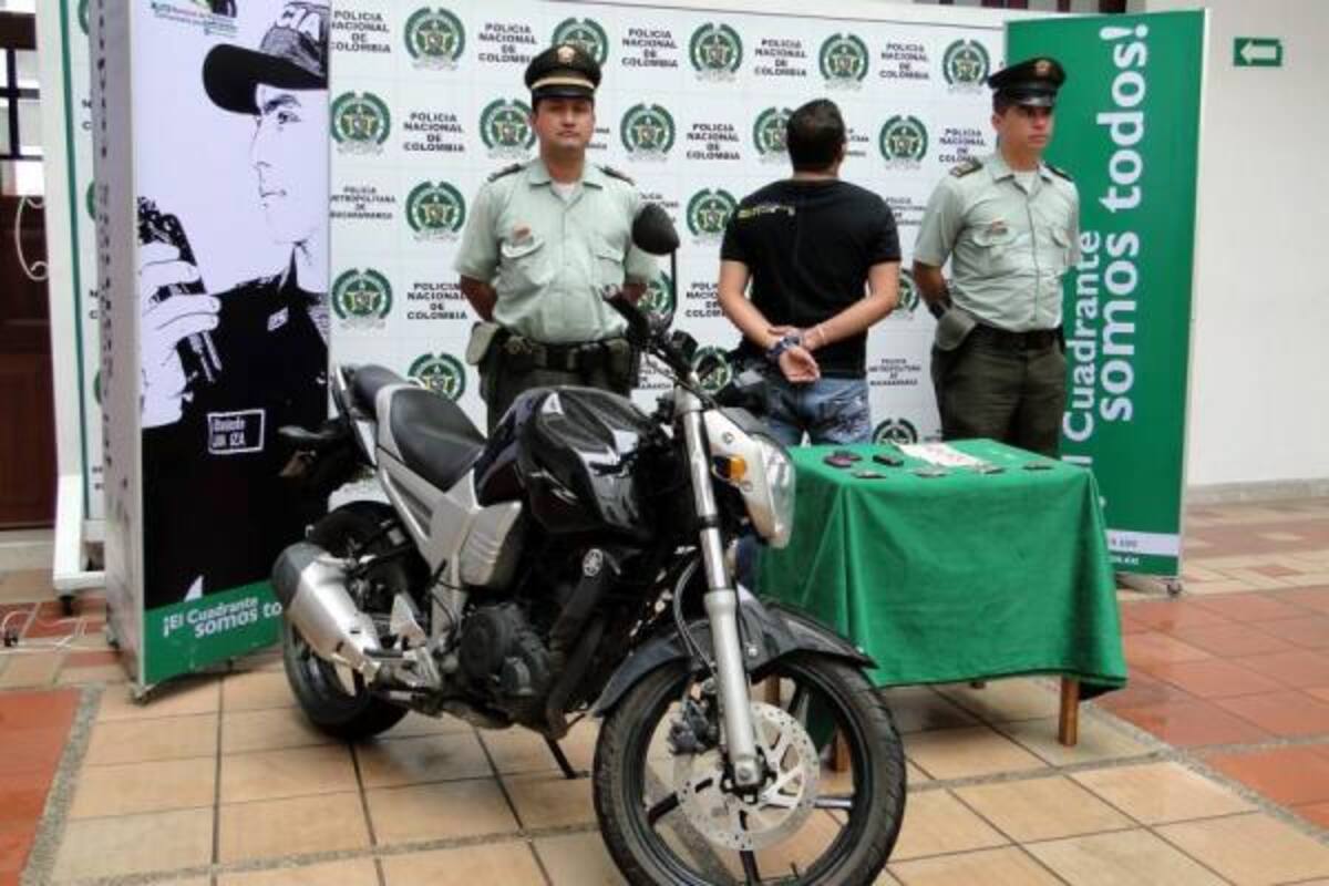 Un hombre de 29 años fue capturado por la Policía, al parecer, cuando vendía marihuana a domicilio. (Foto: Suministrada/VANGUARDIA LIBERAL)