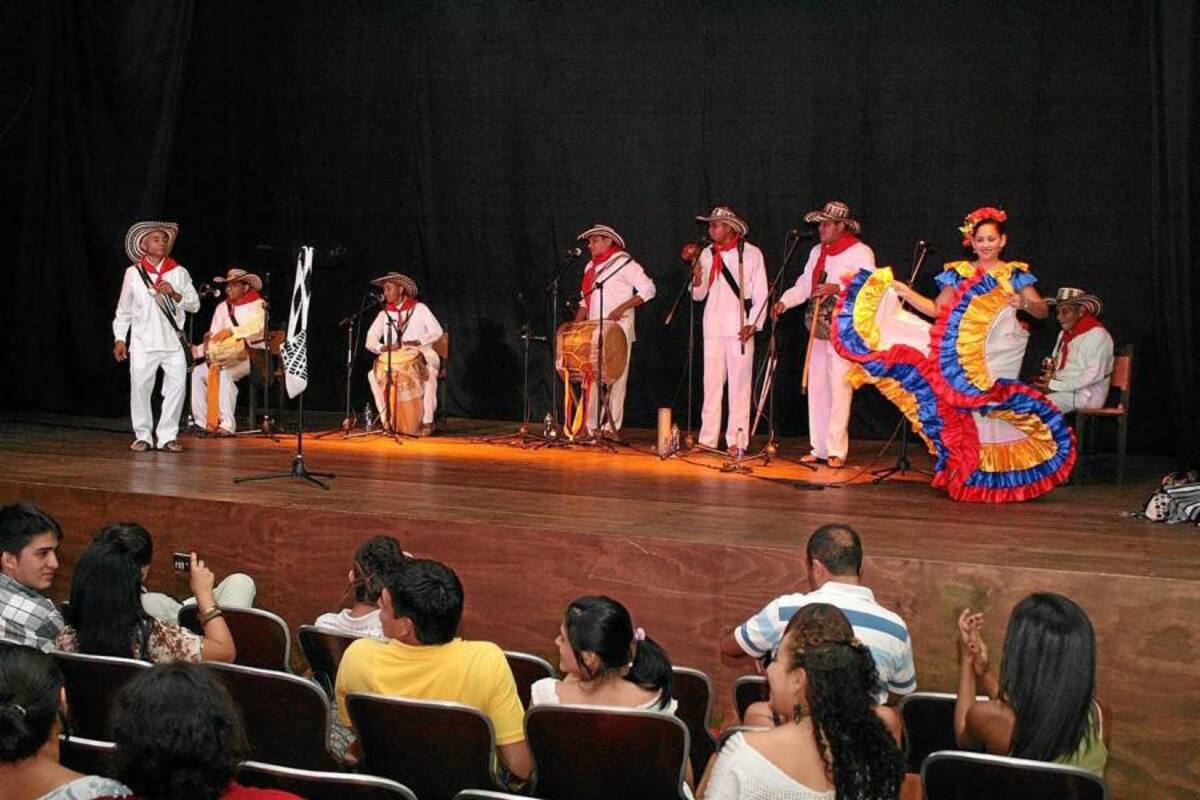 Gaiteros de San Jacinto inauguraron Ulibro 2012