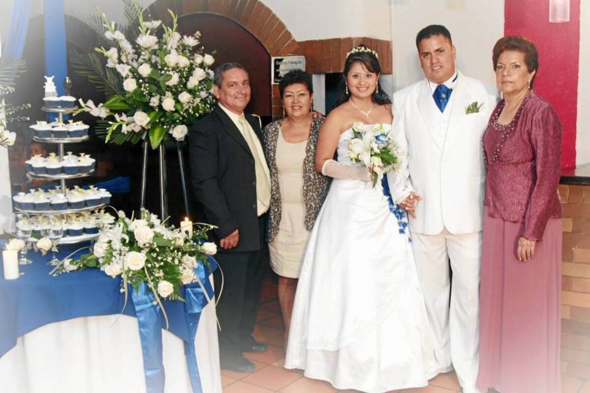 Eduardo Celis Torres, Flor María Rosas de Celis, Belky Tatiana Celis Rosas, José Torres Díaz y Herminia Díaz vda. de Torres. (Foto: Foto: Suministrada / VANGUARDIA LIBERAL)