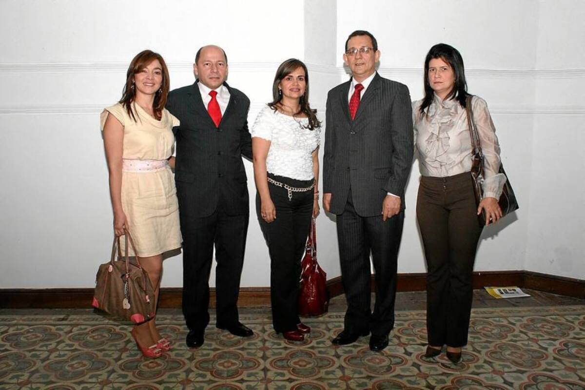 Tatiana Corso, John Jairo Suárez, Martha Porras, Jorge Luis Alfonso y Sandra Marcela Porras. (Foto: Foto: Mauricio Betancourt / VANGUARDIA LIBERAL)