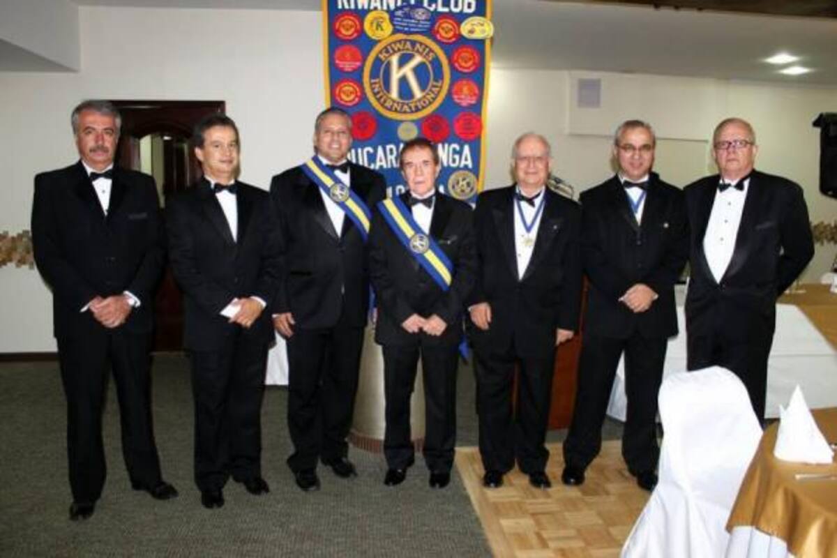 Rodrigo Arévalo, Secretario; Luis Eduardo Bautista, Past President; Fernando José Cotes Acosta, Presidente Entrante; Germán Torres Gaitán, Presidente Saliente; Juan Martín Romero, Vocal; José Luis Sandoval y Jorge Alberto Londoño.