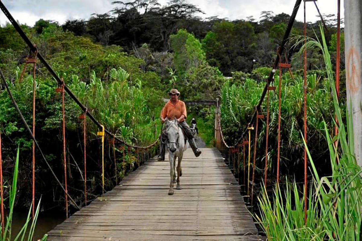 El puente La Roca de Moniquirá requiere mantenimiento (Foto: Luis Fernando Martínez V. /VANGUARDIA LIBERAL)