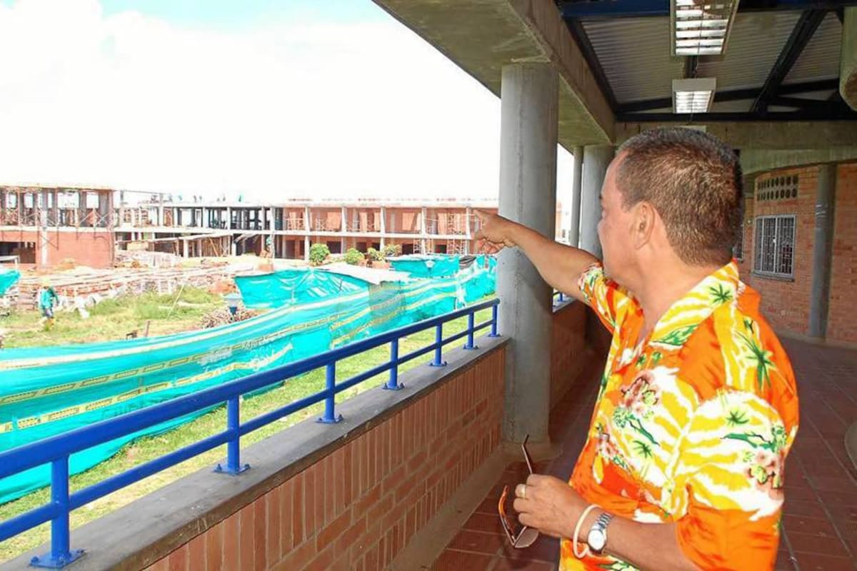Según Marcolino Arias Garnica la Ciudadela Educativa atiende a una población de 4.350 estudiantes. (Foto: Edgar Pernett/VANGUARDIA LIBERAL)