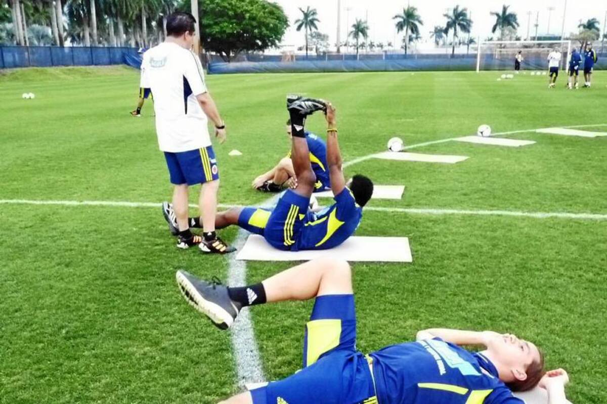 Durante el primer día se concentraron en territorio estadounidense los jugadores Luis Martínez, Dayro Moreno y Abel Aguilar, los dos primeros provenientes de Colombia y el último de España, cumpliendo una sesión de trabajo de activación con el preparador físico Eduardo Urtasun (foto). (Foto: Suministrada / VANGUARDIA LIBERAL)