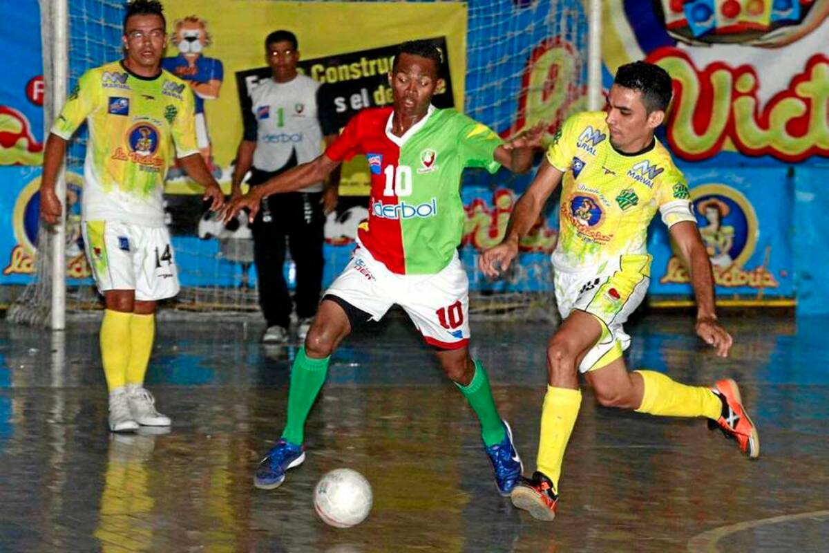 Bucaramanga FSC visita esta noche a Barrancabermeja CF en un compromiso que tiene como principal atractivo la disputa del primer lugar del Grupo A de la IV Copa Postobón Profesional de Microfútbol. (Foto: Archivo / VANGUARDIA LIBERAL)