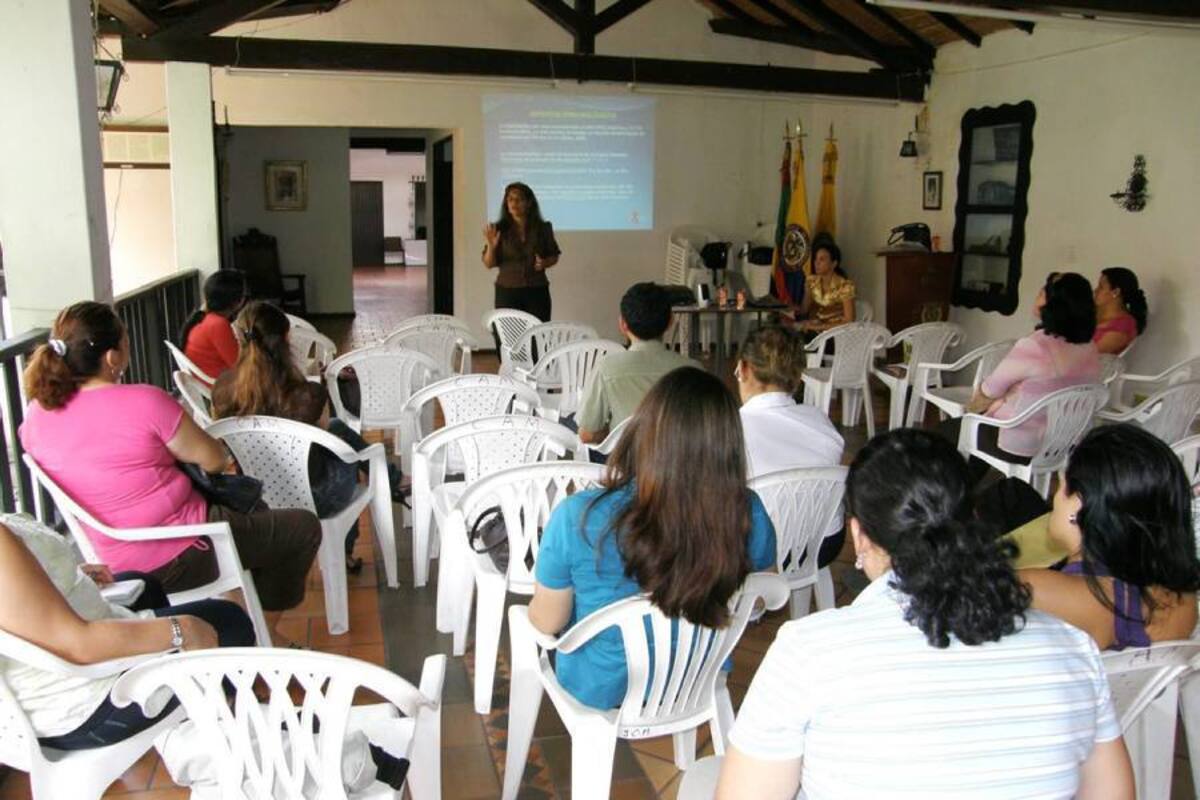 A este debate están convocados los artistas plásticos, pintores, escultores, artesanos, minusválidos, entre otros, a que participen y se incluyan en la construcción colectiva de un país diverso. (Foto: Archivo/VANGUARDIA LIBERAL )