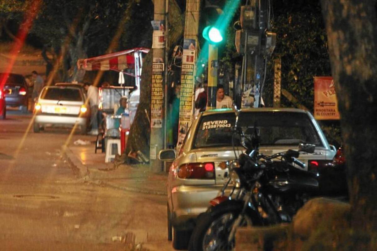 La Secretaría de Gobierno de Piedecuesta en asocio con la Cdmb, hace operativos nocturnos tendientes a reducir el impacto ambiental que están causando algunos negocios por contaminación auditiva. (Foto: Archivo/VANGUARDIA LIBERAL )