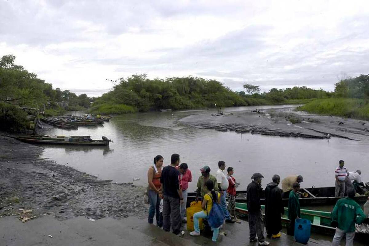 Los niveles del río aún son estables a pesar de las lluvias, sin embargo la alerta naranja sigue vigente. (Foto: Édgar Pernett/VANGUARDIA LIBERAL)