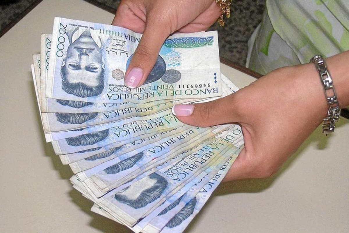 Hasta el momento la divisa no logra mantenerse en $1.800 que es la apuesta del Gobierno Nacional para este año. (Foto: Archivo/VANGUARDIA LIBERAL)