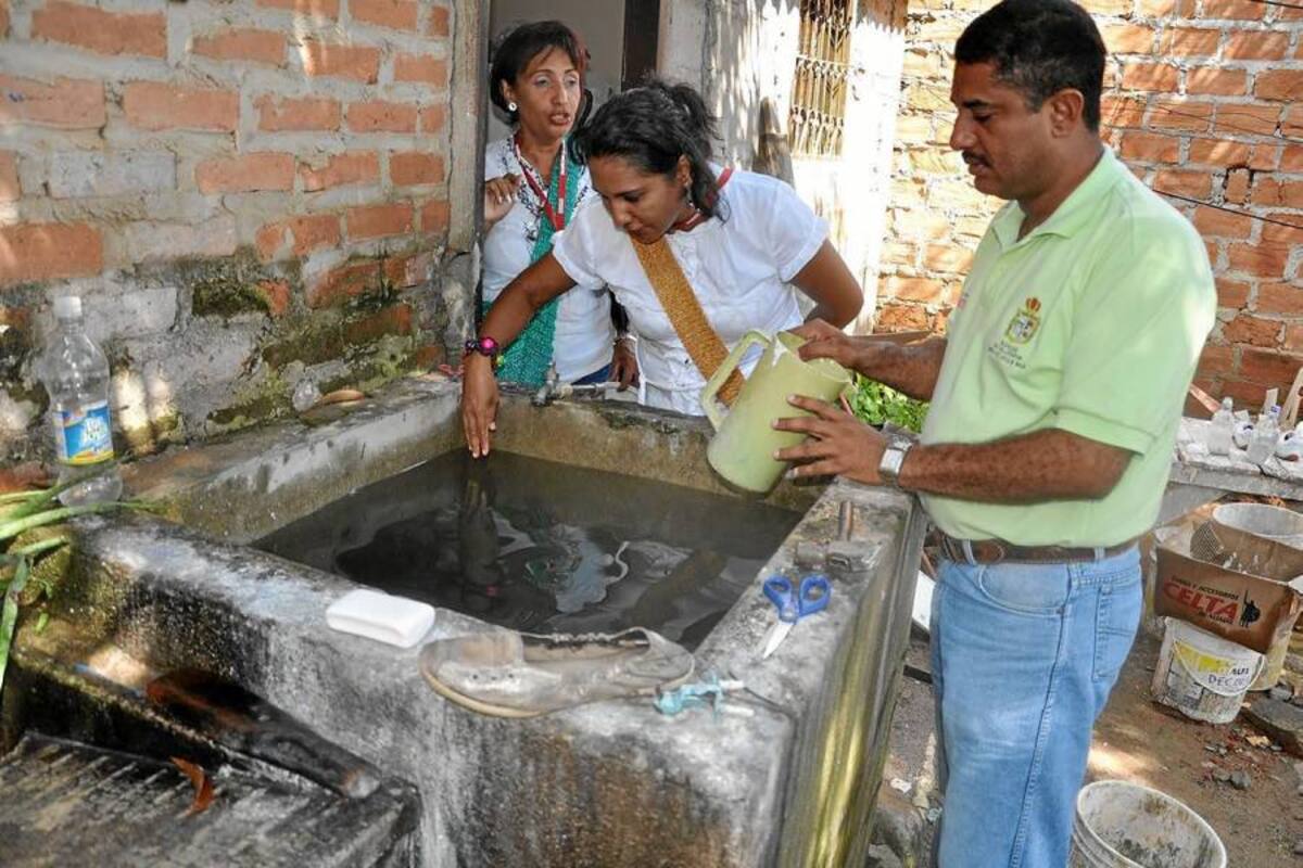 La Secretaría de Salud promueve campaña educativa para evitar la propagación del dengue. (Foto: Archivo/VANGUARDIA LIBERAL)