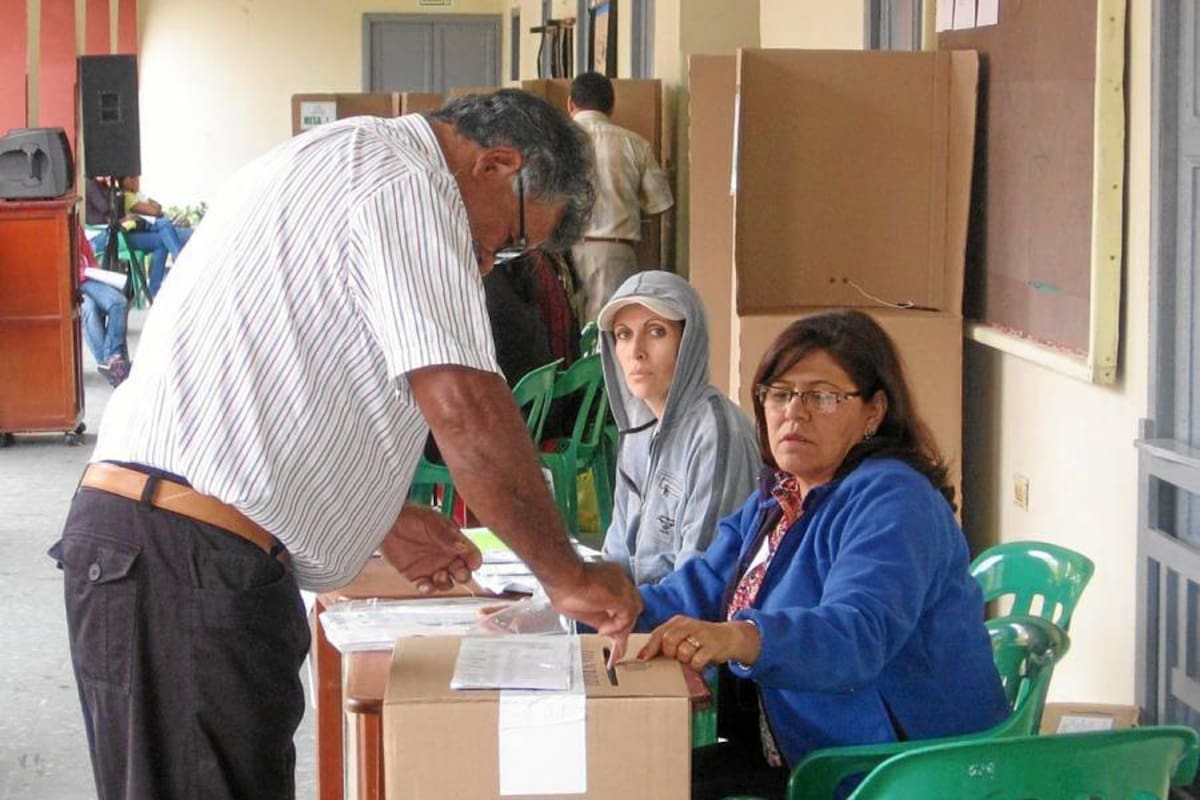 Mañana se hará la consulta interna de partidos: Verde, Polo Democrático Alternativo y el Movimiento Independiente de Renovación Absoluta ( Mira). (Foto: Archivo/VANGUARDIA LIBERAL )