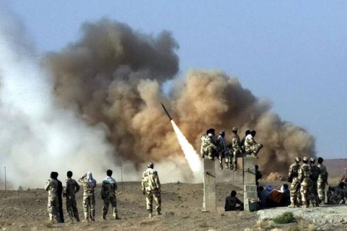 Soldados de la Guardia Revolucionaria prueban un misil Zelzal desde una localización desconocida de Irán, en el marco de las maniobras "Gran Profeta 6".(Foto: EFE / VANGUARDIA LIBERAL)