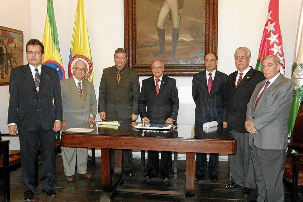 Carlos Mauricio Serrano, Alfonso Gómez Gómez, Jaime Raúl Ardila Barrera, Auditor General de la Nación; Diego Otero Prada, Fabio Torres Barrera y Edmundo Gavassa Villamizar. (Foto: Mauricio Betancourt / VANGUARDIA LIBERAL)