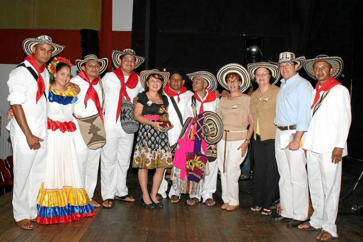 Miguel Contreras, Betilda Tato, Javier Flòrez, Jaime Rodríguez, Karen Patricia Vásquez, Jairo Herrera, Pascual Fernández, Lucìa Ramírez, Janeth Lizarazo, Luis Fernando Rueda y Luis Herrera. (Foto: Foto: Mauricio Betancourt/ VANGUARDIA LIBERA)