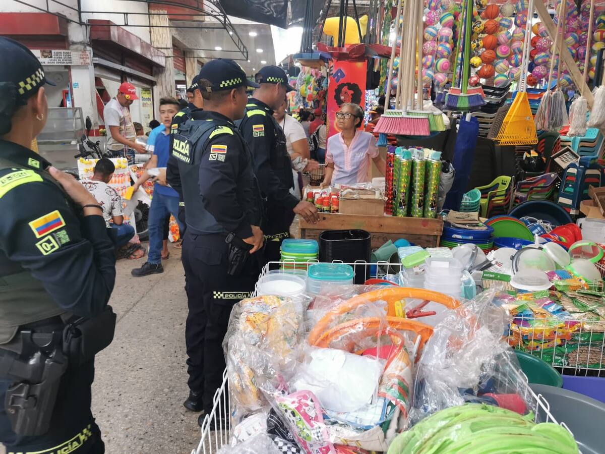 Medidas de seguridad de la Policía para el no uso de pólvora en niños y adolescentes. // Cortesía.