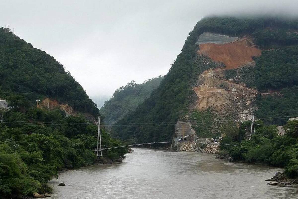 Mortandad de peces en quebrada anexa a Hidrosogamoso (Foto: Archivo/VANGUARDIA LIBERAL )