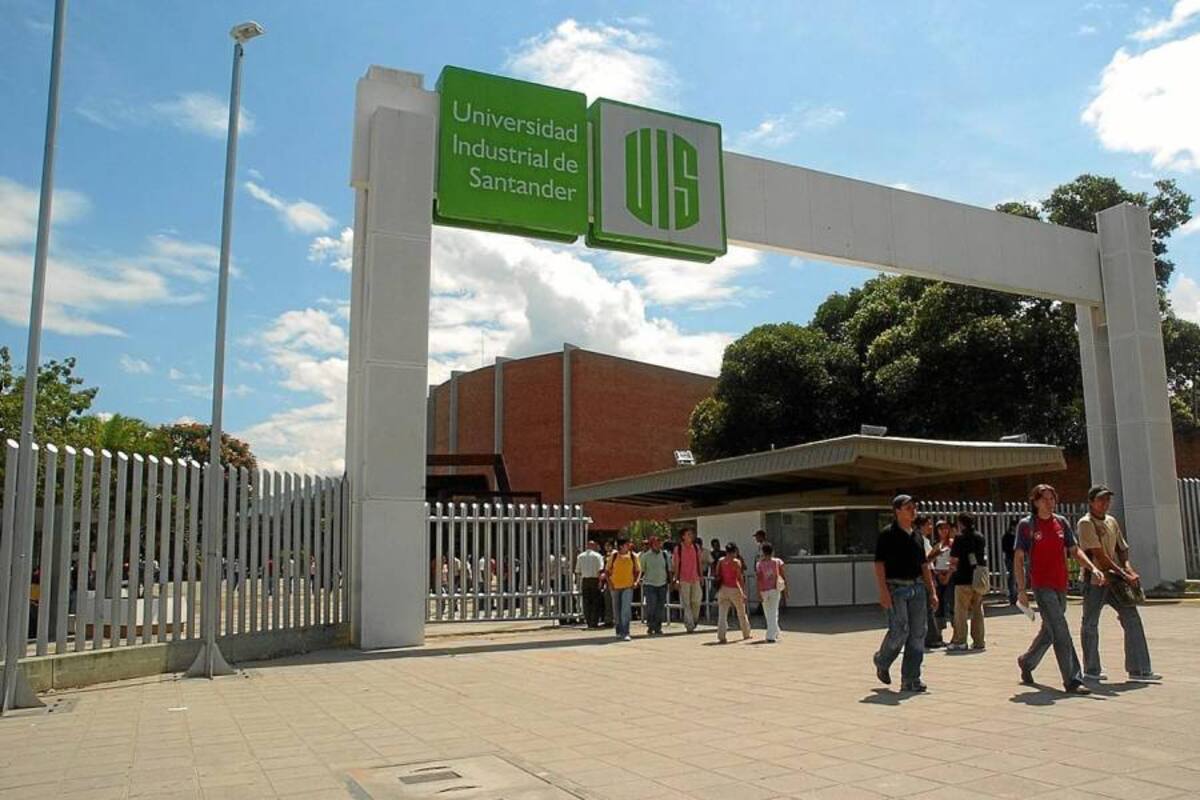El Consejo Superior de la Universidad Industrial de Santander se reúne hoy a partir de las 7:30 a.m. Luego de estudiar la última disposición judicial respecto a la elección del rector se conocerá si proceden a posesionar a Gilberto Carrillo como rector o apelan el fallo de tutela. (Foto: Archivo/VANGUARDIA LIBERAL)