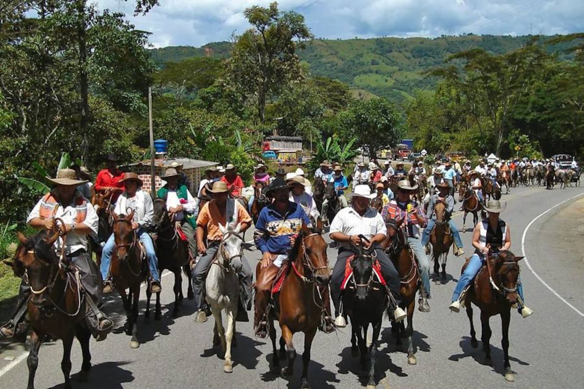 Los organizadores del evento reiteran a la ciudadanía tener cuidado al paso de los caballos por las vías principales, especialmente con los niños, para evitar algún accidente. (Foto: Archivo/VANGUARDIA LIBERAL)