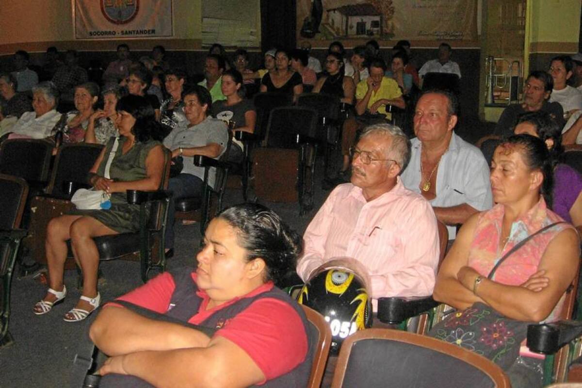 Los usuarios del Socorro que necesitan cita por especialista, ciertos exámenes o cirugías, tienen que viajar a ciudades como Bucaramanga o Bogotá, para ser atendidos, ya que Coomeva no firmó contrato con el Hospital Regional. (Foto: Archivo /VANGUARDIA LIBERAL)