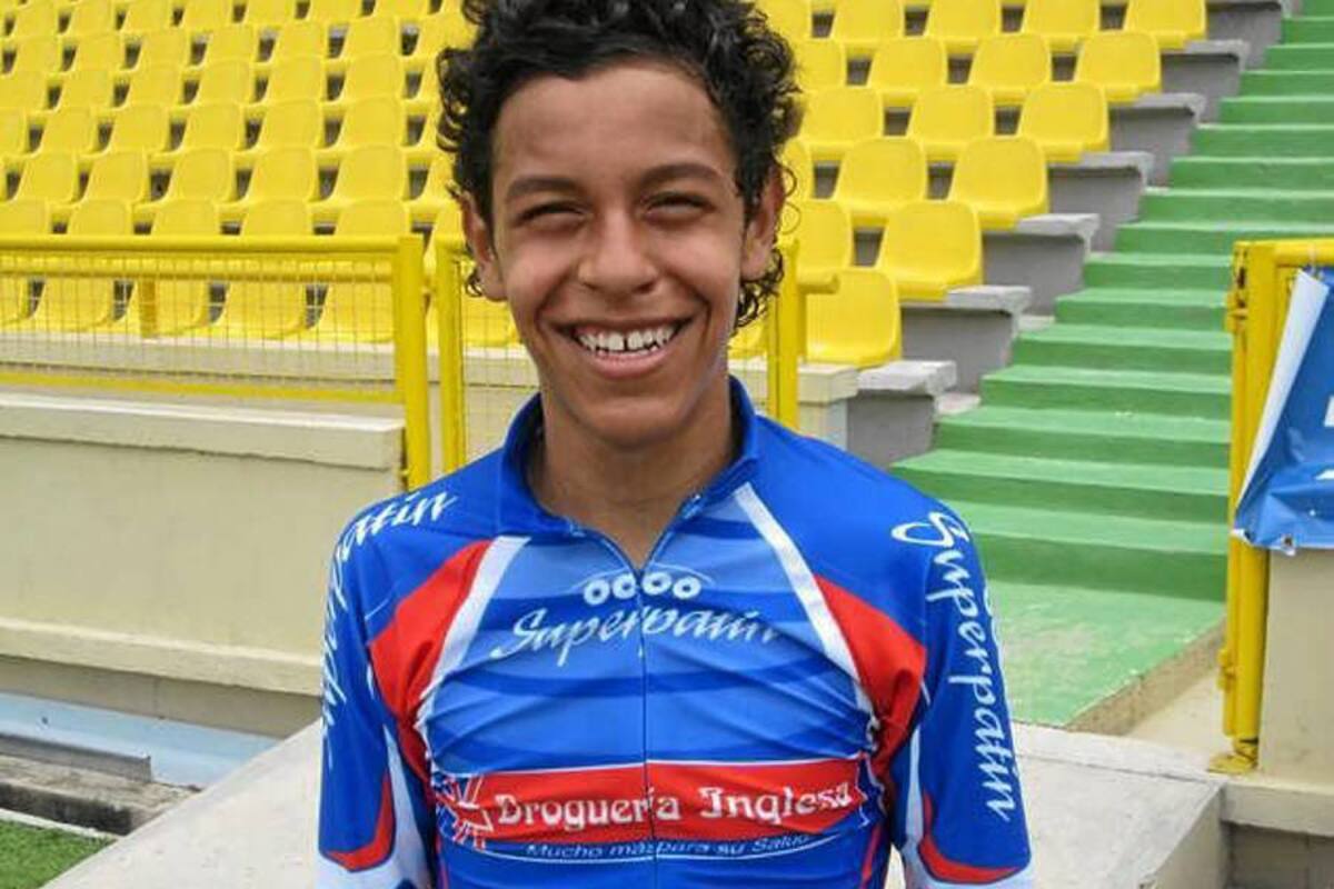 Gian Carlo Acosta Flórez, fue uno de los dos deportistas santandereanos que ganó dos medallas, una de oro y otra bronce, en la Copa Internacional de Patinaje de Cartagena que terminó ayer en la Ciudad Heroica. (Foto: Suministrada /VANGUARDIA LIBERAL)