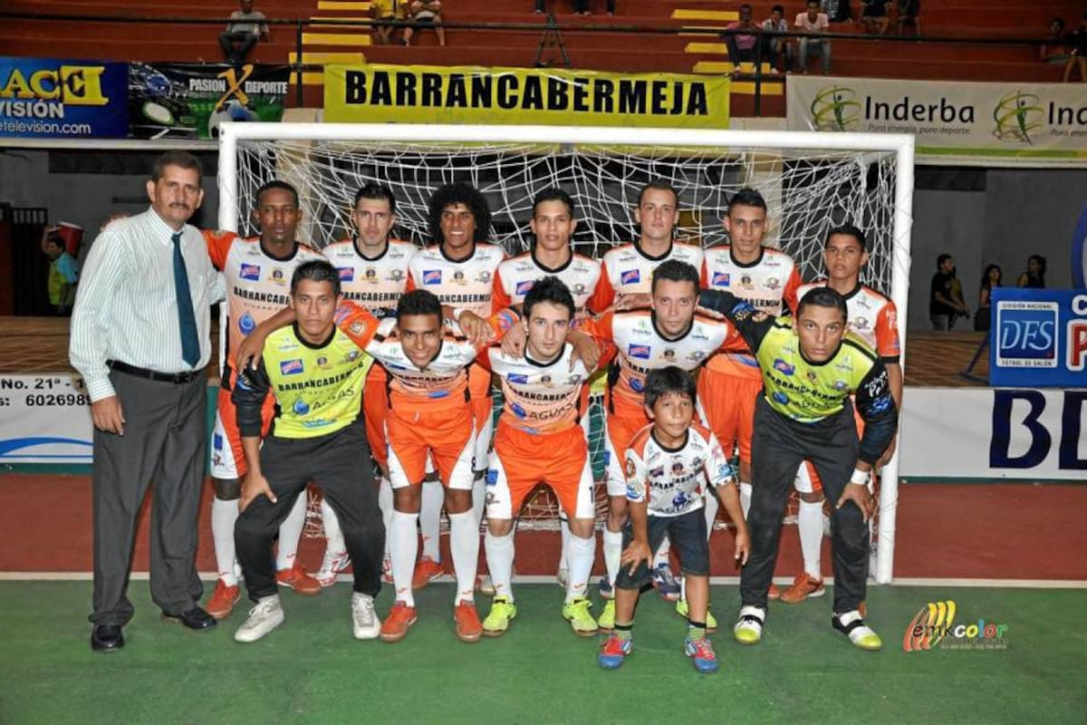 Barrancabermeja CF se impuso en calidad de visitante 5-4 a Saeta de Bogotá y se consolidó en la segunda casilla del Grupo A de la IV Copa Postobón Profesional de Microfútbol. (Foto: Suministrada / VANGUARDIA LIBERAL)